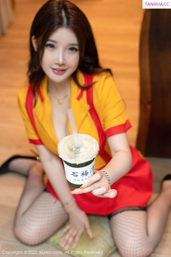 小海臀  [XiuRen]高清写真图 2022.08.29 No.5509 小海臀Rena第15张图片